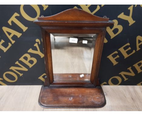 AN EARLY 20TH CENTURY MAHOGANY BEVELLED TOILET MIRROR WITH SHELF 45CM HIGH