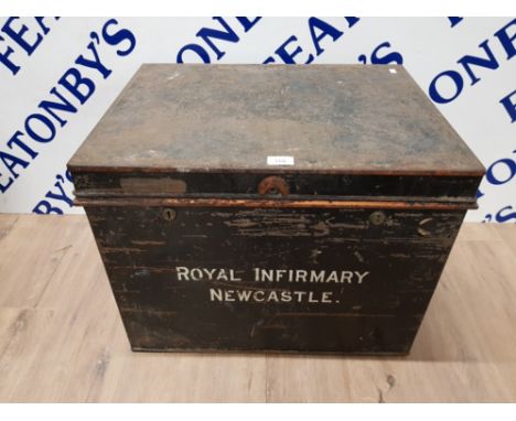 A PAINTED METAL TRUNK BY MILNERS OF LIVERPOOL INSCRIBED ROYAL INFIRMARY NEWCASTLE 62 X 46 X 46CM