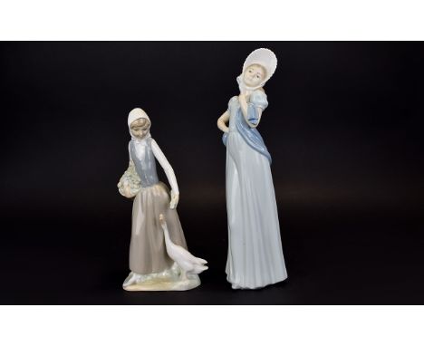 Two Nao Figures, Tallest 12½ Inches