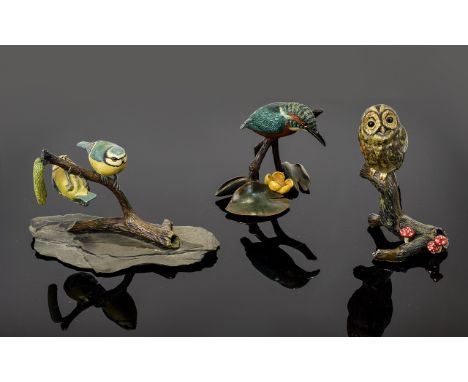 A Very Good Collection of Vintage - Quality Cold Painted on Metal Bird Figures / Sculptures In Realistic Form. Comprises 1/ O
