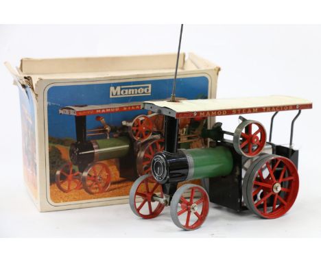 Mamod TE1a Steam Tractor live steam traction engine, boxed with instruction and leaflet.&nbsp; 