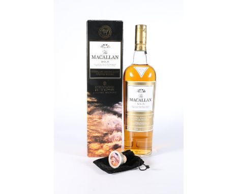 THE MACALLAN Gold Masters of Photography Ernie Button limited edition Highland single malt Scotch whisky, 40% abv. 70cl boxed