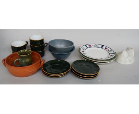 A mixed lot of ceramics, to include a gold and green Apilco set of six saucers and five cups, three studio pottery bowls, a v