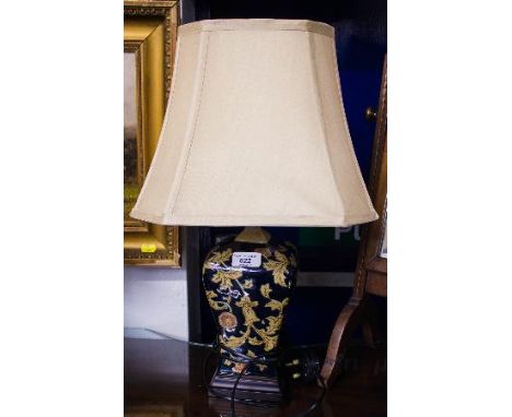 GLAZED TABLE LAMP + SHADE