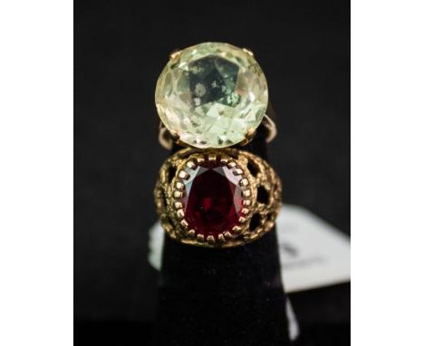 9ct CITRINE RING + 9ct GARNET RING