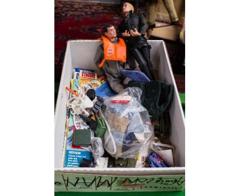 LOT OF VINTAGE ACTION MAN & ACCESSORIES