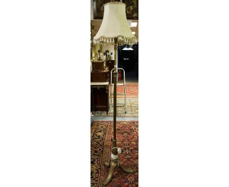 BRASS STANDARD LAMP