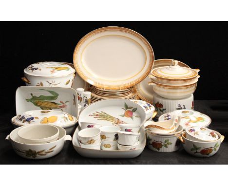 Ceramics - Royal Worcester tableware including Evesham, Stawberry Fair, etc; an Art Deco Losol ware part dinner service