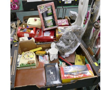 Two boxes of boxed Pot Noodle timer, Bugs Bunny alarm clock, Tomato Ketchup sandwich box etc