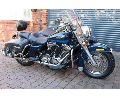 Registration No: SN04 FOH Frame No: 5HD1FRN14Y711677 Engine No: 711677 CC: 1450 MOT: April 2024Harley Road King fitted with a