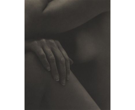 Platinum-Palladium-Print auf Bütten 1998. 37,5 x 29,3 cm (49 x 38 cm). Rückseitig mit Bleistift signiert, datiert, betitelt u