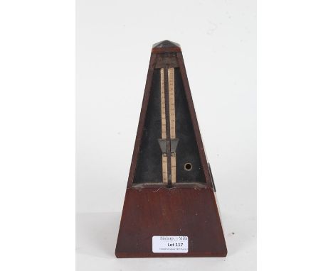 Maelzel mahogany cased metronome, 21.5cm high