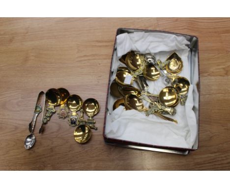 A quantity of brass caddy spoons
