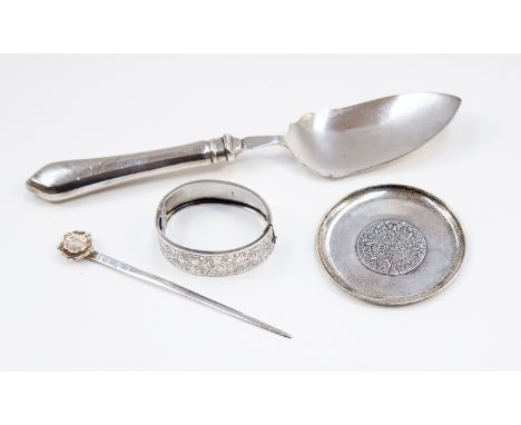 A small quantity of various silver, comprising of a silver bangle, a Mexican pin dish, a 1980 paper knife ,Sheffield, a silve