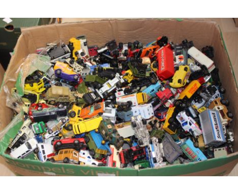 A quantity of modern diecast vehicles including Matchbox, Corgi, Majorette etc (one box)