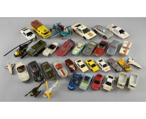 30+ unboxed die cast toys, including; Dinky Aston Martin, Stalwart, Spectrum patrol car, Joe's car, Corgi space shuttle, Stro