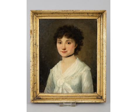 Damenbildnis-Miniatur, Biedermeier.Öl/Holz. Portrait einer jungen Dame im weißen Kleid mit kurzem welligen Haar. Goldfarbener