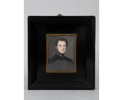 Herrenbildnis-Miniatur, Biedermeier.Öl/Bein. Portrait eines jungen eleganten Herren. Ebonisierter Holzrahmen. Konkaver Bildau