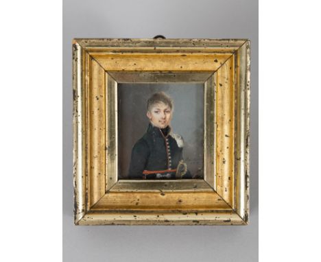 Herrenbildnis-Miniatur, 1812.Öl/Bein. Portrait eines jungen Offiziers. Holzrahmen unter Glas. Schauseite des Rahmen aus golde
