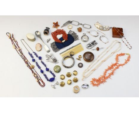 A selection of antique and vintage jewellery and accessories to include; a Victorian coral bracelet, comprising eleven interw