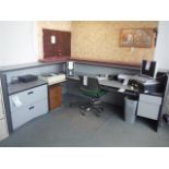 L-SHAPED RECEPTIONIST'S CONSOLE