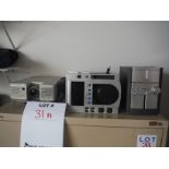 PROJECTOR & DIGITAL PLAYER (LOT)