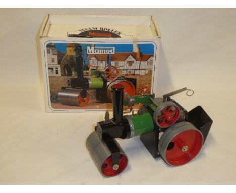A Mamod SR1A steam roller in original box