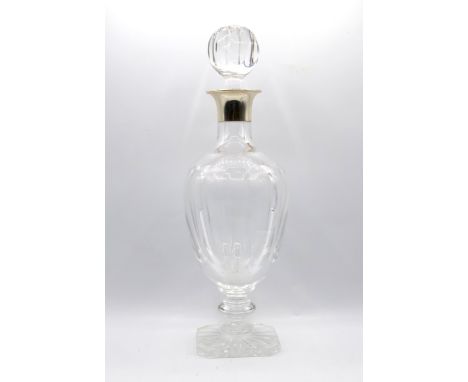 Karaffe - Gayer und Krauss Schwäbisch Gmünd Silbermanschette gemarkt G+K Meistersilber, Silber 925 Sterling, farbloses Glas, 