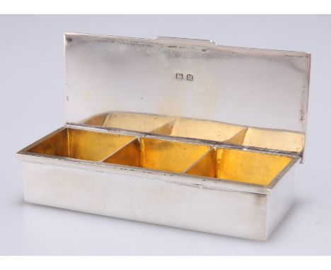 A RARE EDWARD VIII SILVER TRIPLE STAMP CASE,&nbsp;by&nbsp;Deakin &amp; Francis Ltd, Birmingham 1936, plain rectangular with h