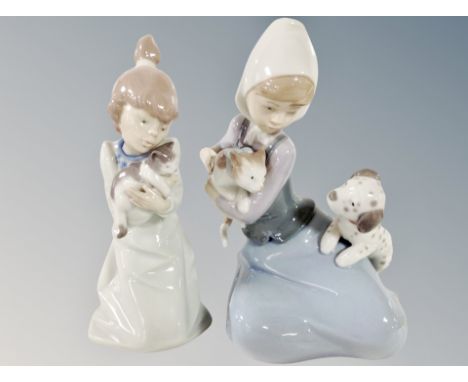 Two Lladro figures 5712 Sleepy Kitten and 5032 Little Friskies 