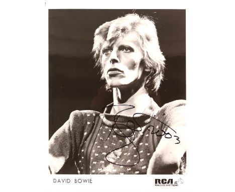 David Bowie - 1974 RCA promo photo signed in 2003 for the vendor at the Lowry Hotel, Manchester on 17th Nov 2003 when playing