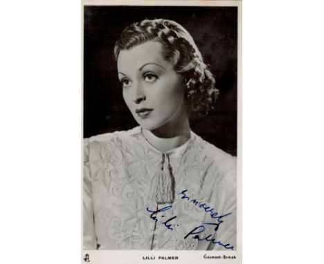 Lilli Palmer signed 6 x 4 black and white photo. Palmer was a German actress and writer. After beginning her career in Britis