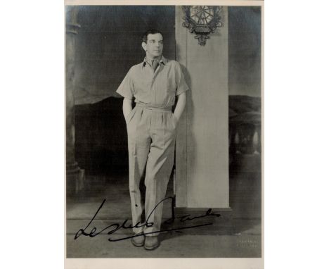 Leslie Banks signed 7 x 5 black and white photo. Leslie James Banks CBE was an English stage and screen actor, director and p