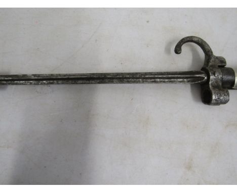 1886 Lebel Bayonet with cruciform blade with scabbard in silver colour- no markings&nbsp;