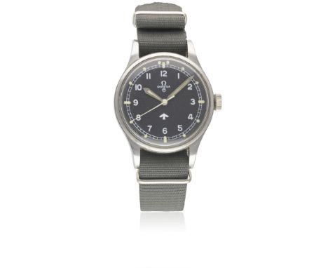 A GENTLEMAN'S STAINLESS STEEL BRITISH MILITARY OMEGA RAF PILOTS WRIST WATCH DATED 1953, REF. 2777-1 SCMovement: 17J, manual w
