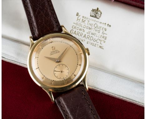 A FINE GENTLEMAN'S 18K SOLID GOLD OMEGA AUTOMATIC CHRONOMETRE WRIST WATCH CIRCA 1948, REF. 2500 WITH SOLID GOLD DIAL, ACCOMPA