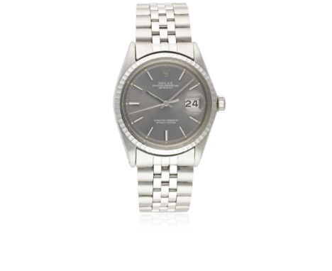A GENTLEMAN'S STAINLESS STEEL ROLEX OYSTER PERPETUAL DATEJUST BRACELET WATCH CIRCA 1973, REF. 1603 WITH GREY DIALMovement: 26