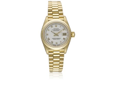 A LADIES 18K SOLID GOLD ROLEX OYSTER PERPETUAL DATEJUST BRACELET WATCHDATED 1993, REF. 69178 WITH BOX & PAPERSMovement: 29J, 
