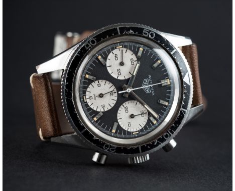 A VERY RARE GENTLEMAN'S STAINLESS STEEL HEUER AUTAVIA CHRONOGRAPH WRIST WATCH CIRCA 1968, REF. 2446 WITH 3RD EXECUTION DIAL, 