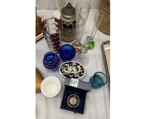 A Wedgwood trinket box, Royal Worcester pill box &amp; a quantity of glass etc.