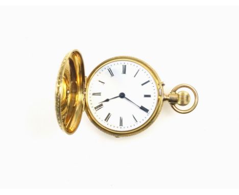 Early 20th Century Continental lady's hunting watch with a circular white enamelled dial, black Roman numerals, enclosing a t