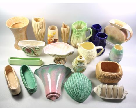 Sylvac wall pocket, with green and pink gradient decoration, H.19cm; another wall pocket, celery jug, H.18.5cm, 2 other jugs,
