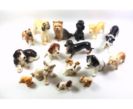 16 Sylvac models of dogs, H.17cm the tallest. (16)