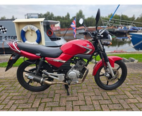 2010 Yamaha YBR, 124cc. Registration number YT10 WYH. Frame number LBPRE051000295441. Engine number E399E0026406. Sold with t