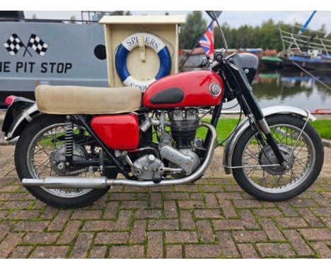1959 Ariel Red Hunter 350cc. Registration number 284 UXL (non transferrable). Frame number CAPR 14084. Engine number AMA 2401