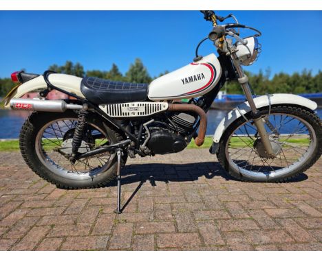 1990 Yamaha TY175, 171cc. Registration number Q68 PRW. Frame number 525 222103. Engine number 525 222103. Sold with the V5C. 