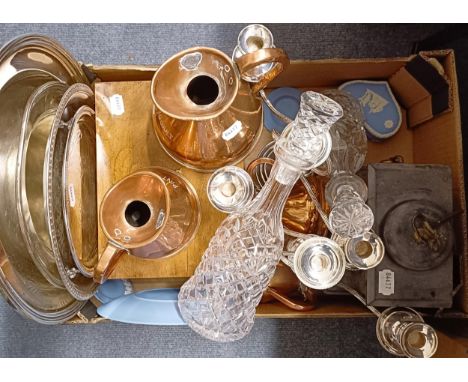 A graduated set of copper measures, from Quart to 1 Gill, a mahogany box, a slate mantel clock, a pair of candelabra, a pair 