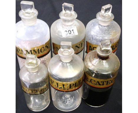 Vintage apothecary bottles with stoppers, some stuck (6). Not available for in-house P&amp;P, contact Paul O'Hea at Mailboxes
