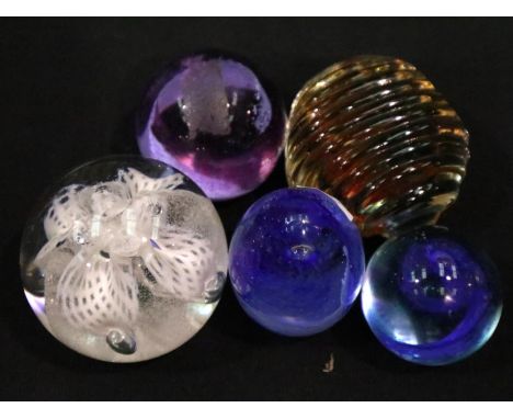 Five Caithness paperweights. P&amp;P Group 2 (£18+VAT for the first lot and £3+VAT for subsequent lots) 