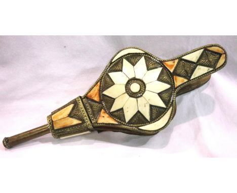 Pair of vintage Anglo Indian brass and bone bellows. P&amp;P Group 2 (£18+VAT for the first lot and £3+VAT for subsequent lot
